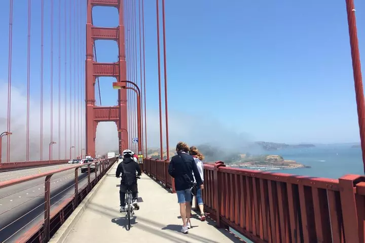 Half Day San Francisco Bike Rental For The Golden Gate Bridge (3-Hour) - Primary Image