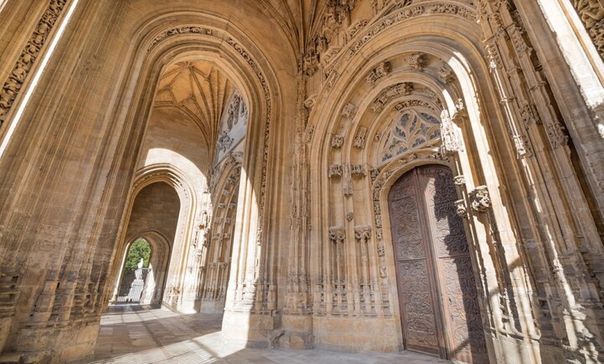 Image 3: Visita Privada Centro Histórico y Catedral de Oviedo con entradas