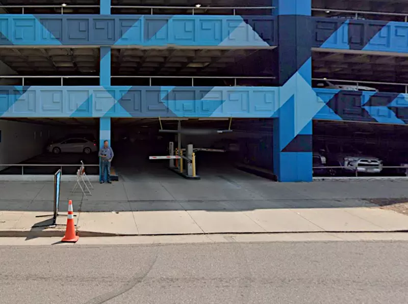 Parking at Art Garage 1200 Lincoln (Entrance at 1255 Lincoln St.)