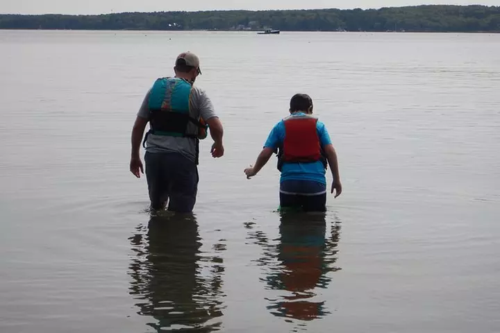 Oyster Farm & Complimentary Tasting Sea Kayak Tour in Casco Bay