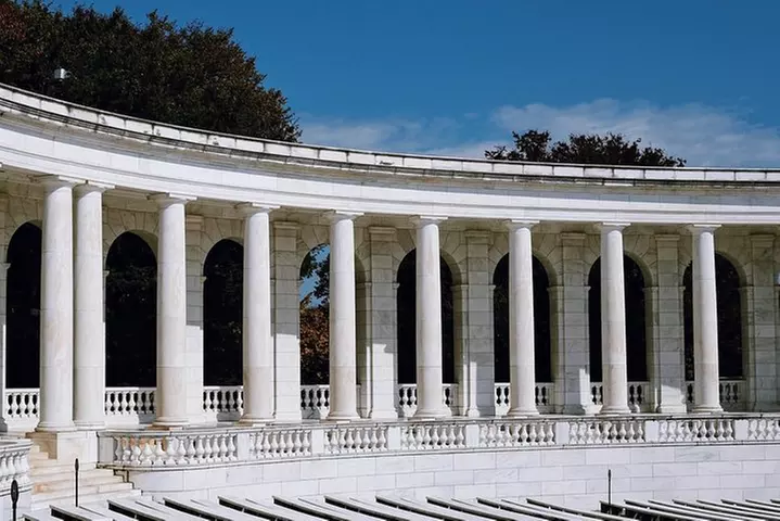 Arlington Cemetery & Changing of the Guard Exclusive Guided Tour