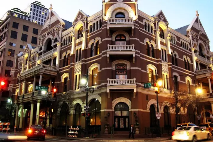 Paranormal Pub Crawl in Austin