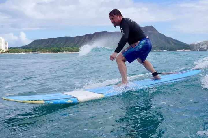 1.5-Hour Semi Private Surfing Lesson in Honolulu