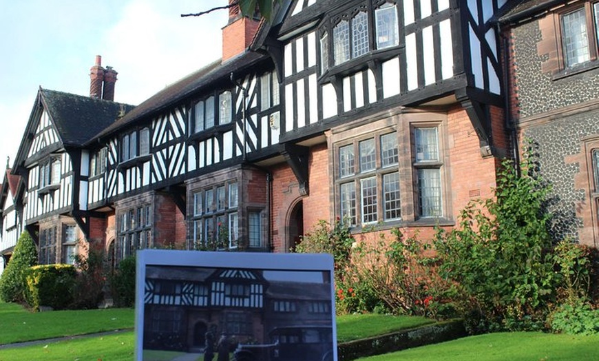 Image 3: Peaky Blinders Coach Tour of Liverpool