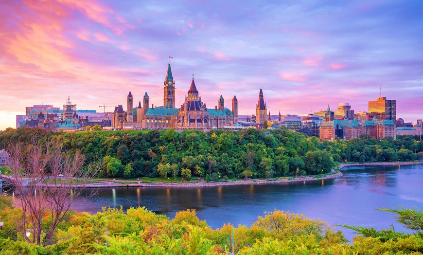 Image 21: ✈ QUEBEC | Montreal - Autotour Canada e Stati Uniti 3* - Viaggio on...