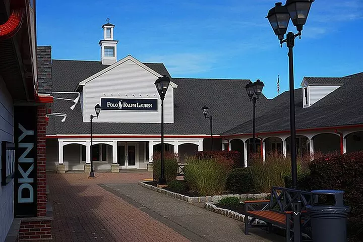 Woodbury Outlets Shopping 1-Day Tour from New York - Second Medium