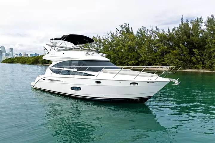 42 Ft Private Yacht Miami, rent for 2 our 4 hours, for 12 people - Primary Image