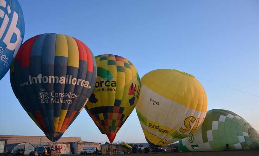Image 10: Paseo romántico en globo al amanecer en Mallorca