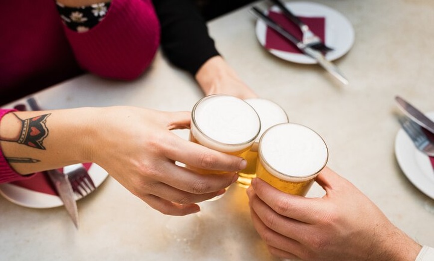 Image 6: Málaga Food Tour : Tapas, Bebidas y Delicias con un Local