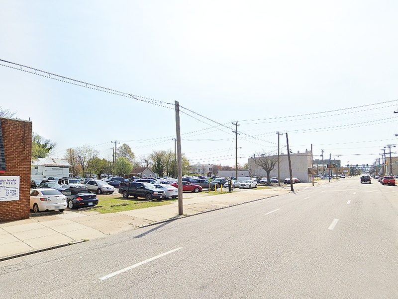Parking at Casey Lot