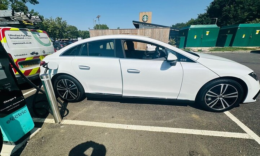 Image 6: One Way Taxi Transfer from Heathrow Airport to Dover Seaport