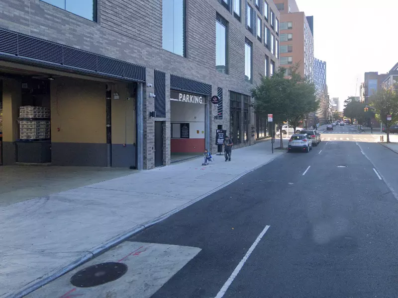 Parking at 2319 3rd Ave. Garage - Primary Image