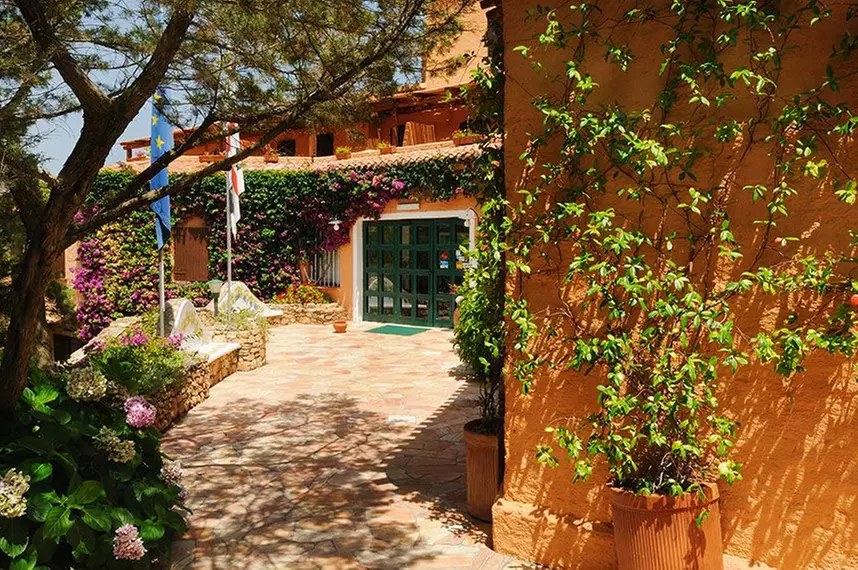 ✈ SARDAIGNE | San Pantaleo - Hotel Rocce Sarde 4*, 3 nuit - Bord de...