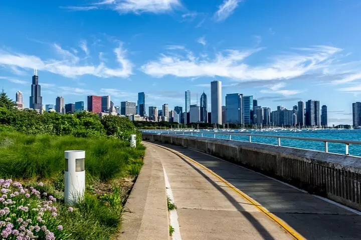 Transport to Chicago Amtrak Station or Metra for Passengers with Bicycles - Primary Image