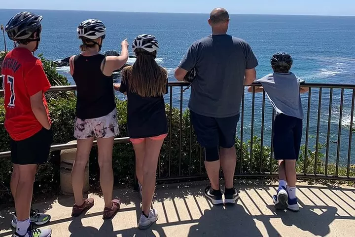 Explore Hidden Streets of Laguna Beach via Electric Bike Tour