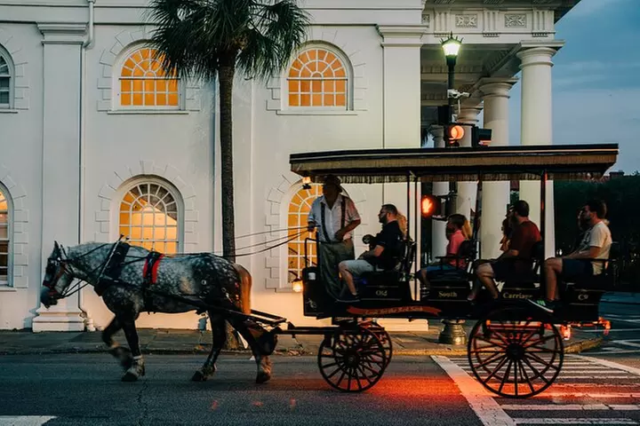 Haunted Evening Horse and Carriage Tour of Charleston