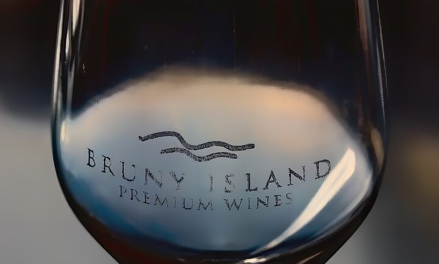 Image 9: Private Bruny Island Wine, Food,Sightseeing & Lighthouse Day Tour