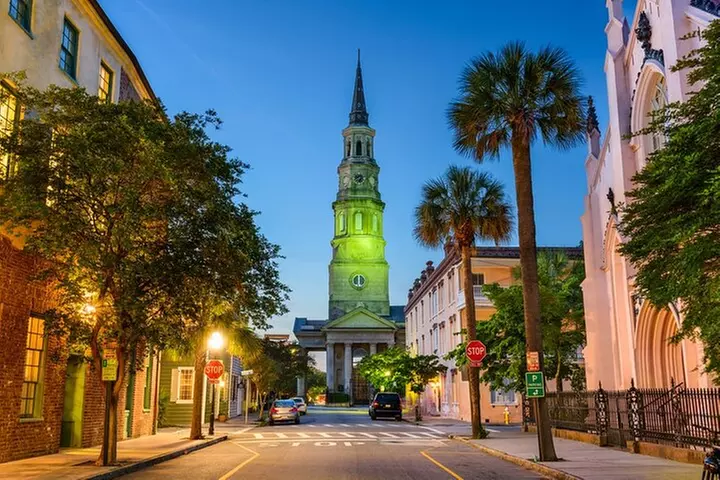 Real Hauntings of Charleston! (Small Group Ghost Tour)