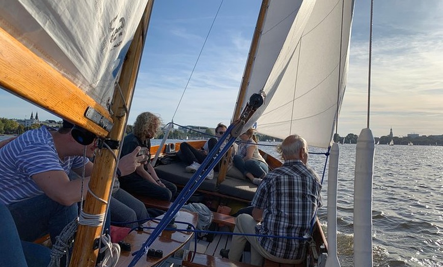 Image 2: Segeltörn auf der Hamburger Außenalster