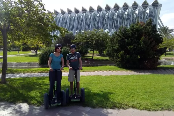 Recorrido en Segway por la Ciudad de las Artes y las Ciencias de Va...