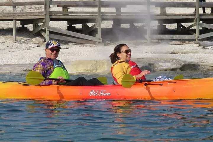 4-Hour Morning Kayak on Yellowstone Lake with Lunch