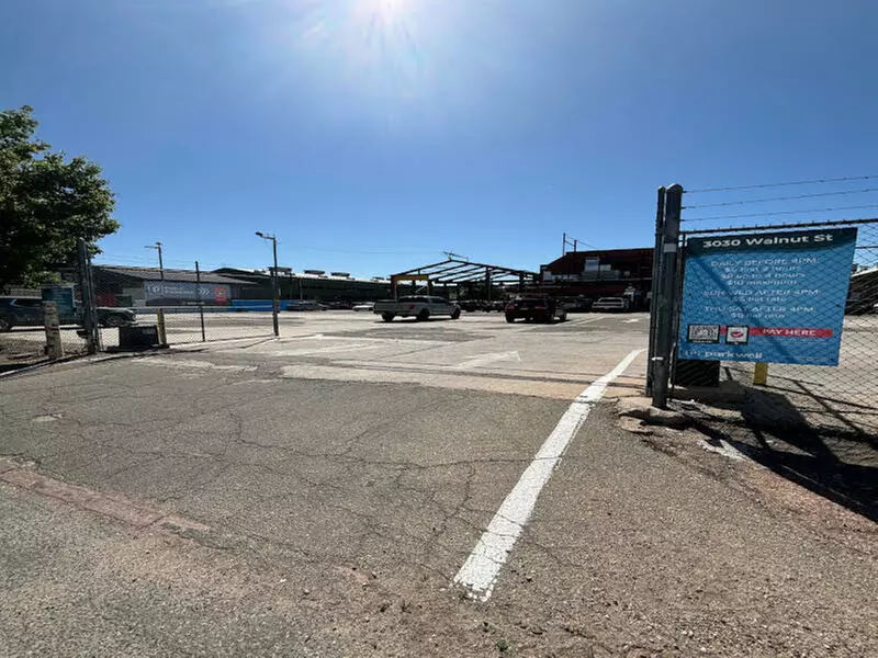 Parking at 3030 Walnut St. Lot - Primary Image