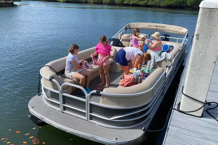 Pontoon Boat 26ft (12pp/115Hp) - Hollywood - FLL - SunBoat rental