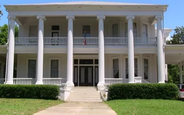 Discovering Pensacola: Iconic Landmarks Tour - Second Medium