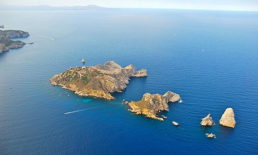 Image 5: Tour En Barco Alrededor de las Islas Medes y la Roca Foradada