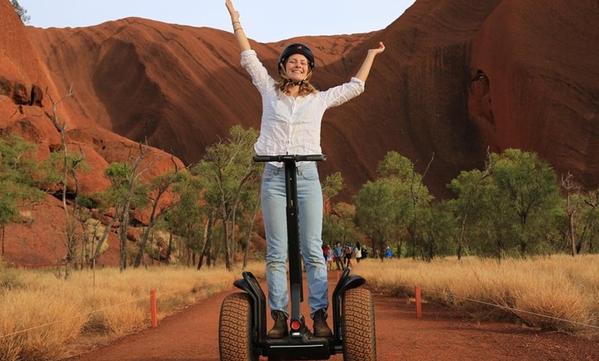 Image 4: Best of Uluru & Segway