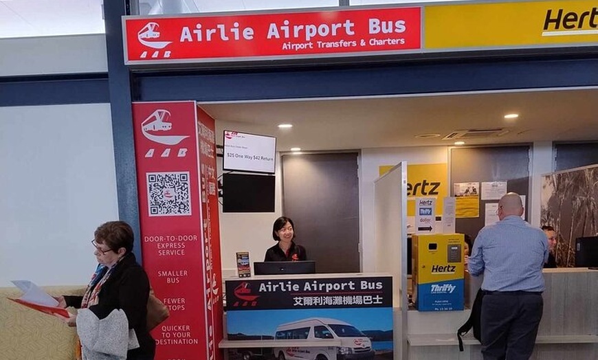 Image 6: Airlie Beach: Transfer from Whitsunday Coast Airport