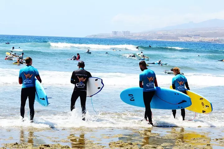 Clase de Surf Grupal en Playa de Las Américas con Fotografías