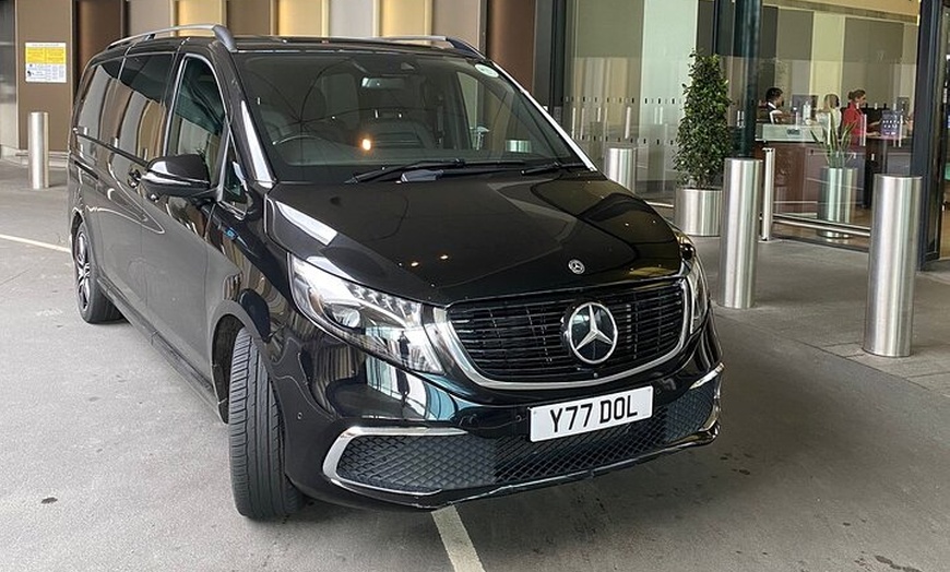 Image 4: Private St Pancras Station Transfer to or from London Hotel