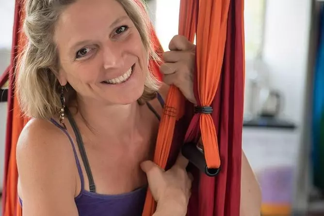 Yoga Trapeze class - Primary Image