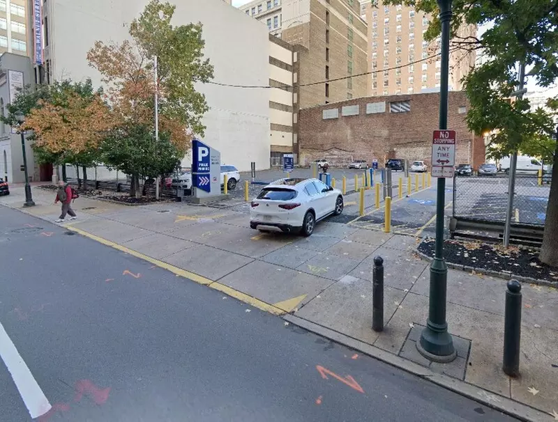 Parking at Parkway Corp - Walnut St. Theater Lot