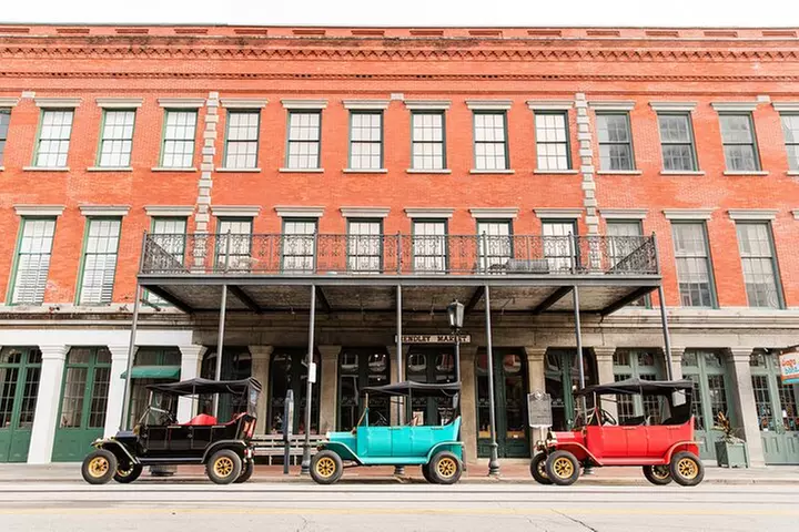 Replica 1908 Model-T Electric Golf Cart Rental - Primary Image