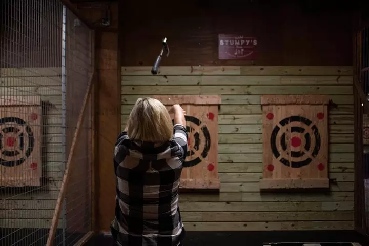 Axe-Throwing