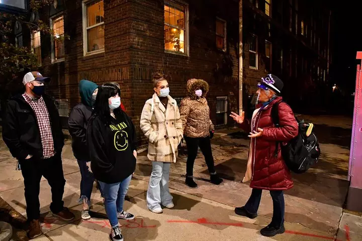 Newport Ghosts: Seaside Hauntings and Hags Tour