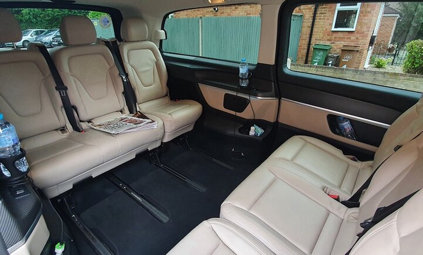 Image 2: Luxury Airport Transfers in London