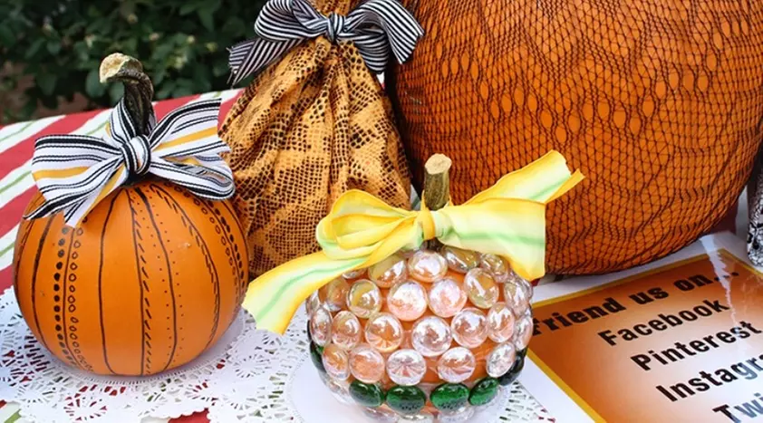 Breakfast, Wine, and Fall Shopping Experience in Intercourse, PA - Second Medium