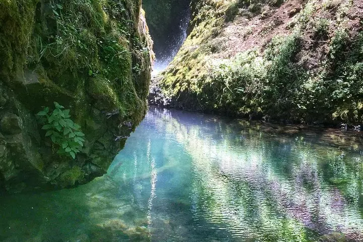 Hike and Bike Tour to Columbia River Gorge Waterfalls