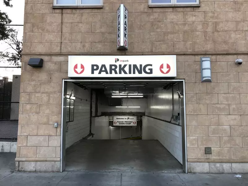 Parking at Impark - 343-353 4th Ave. Garage - Second Medium
