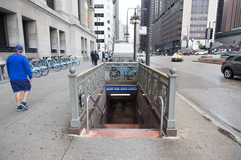Parking at Grant Park North Garage