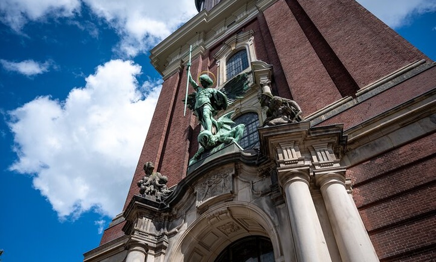 Image 20: Hamburg Historische Altstadt und 2. Weltkrieg Rundgang in Kleingruppe
