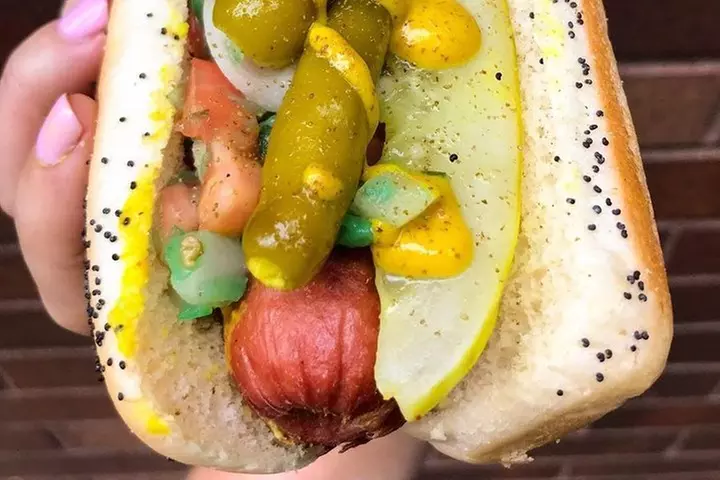 Chicago Favorites Ultimate Food and Walking Tour