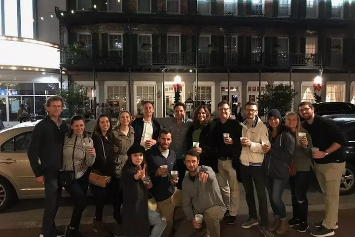 Creepy Crawl Night-Time Haunted Pub Walking Tour of Savannah's Hist...