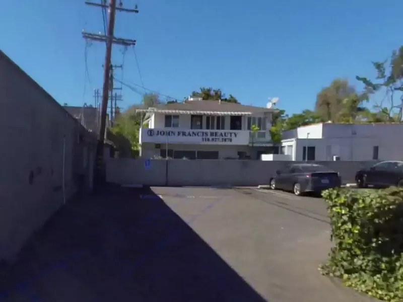 Parking at 9001 Beverly Blvd. Lot