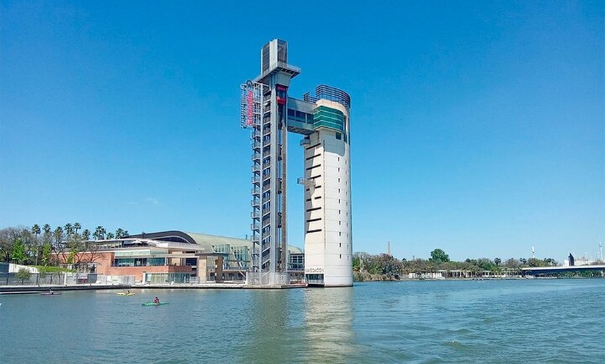 Image 12: Sevilla : Crucero por el río Guadalquivir con almuerzo o cena