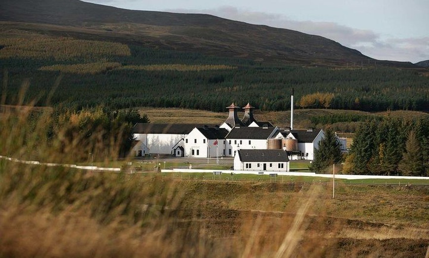 Image 13: 3-Day Isle of Skye Inverness Highlands and Glenfinnan Viaduct Tour ...