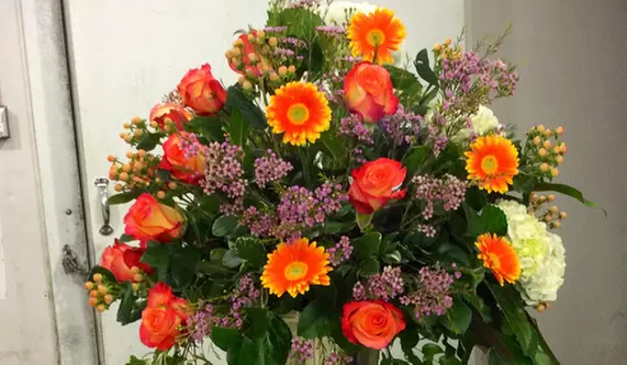 Introduction to Flower Design Class - Primary Image